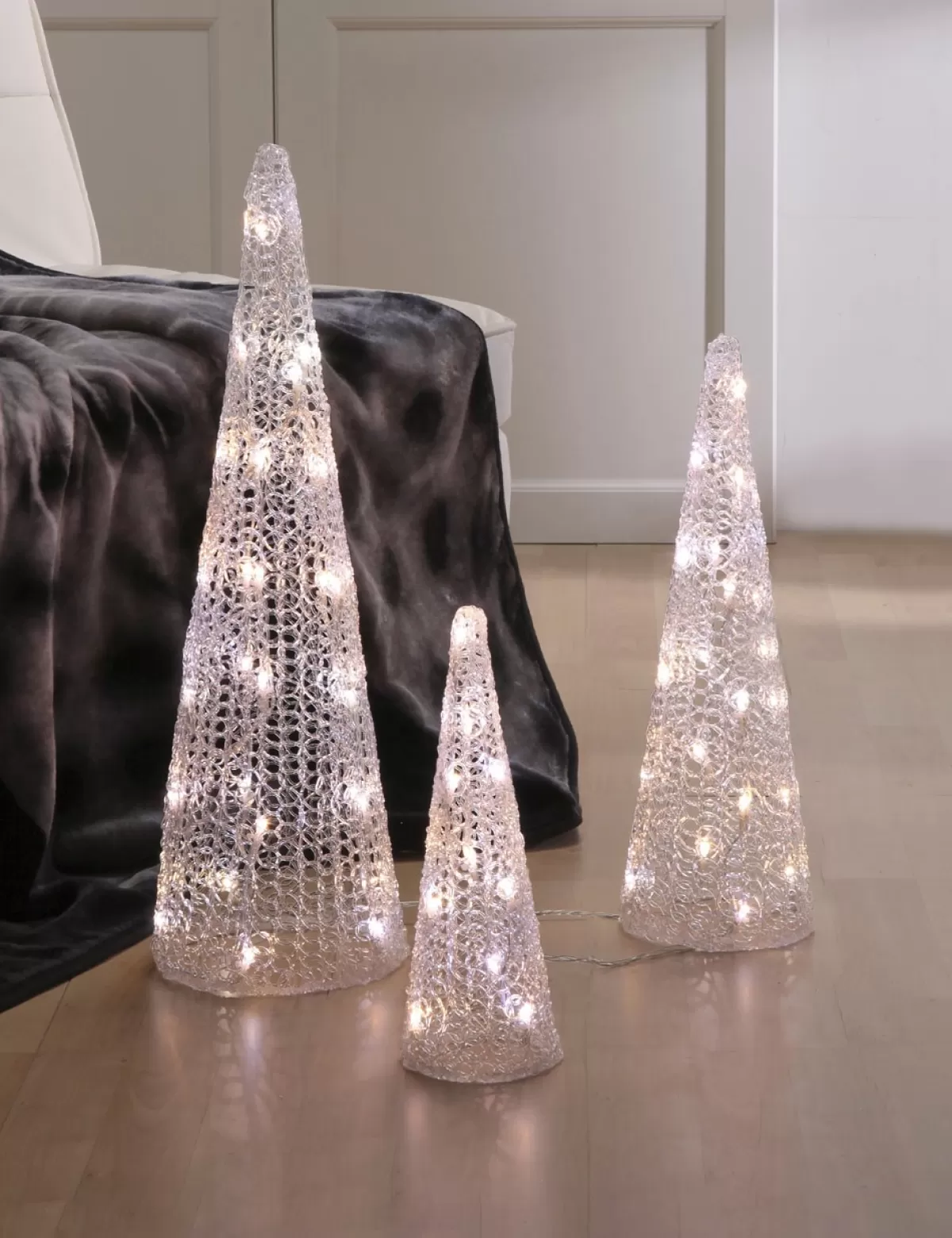 Cheap * Acryl-Pyramiden, 60 Leds